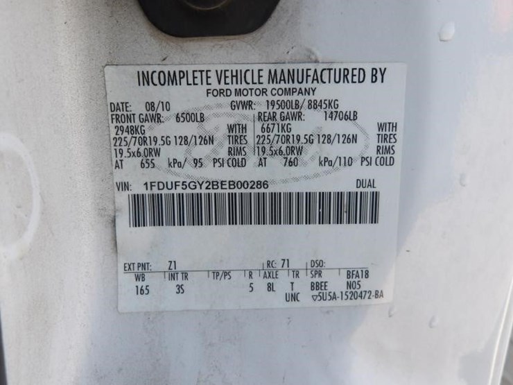 2011-ford-f550-image-21