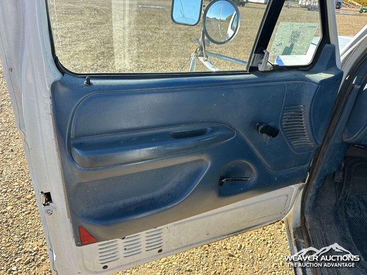 1997-ford-f350-xl-image-19
