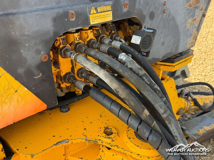 john-deere-10-image-15