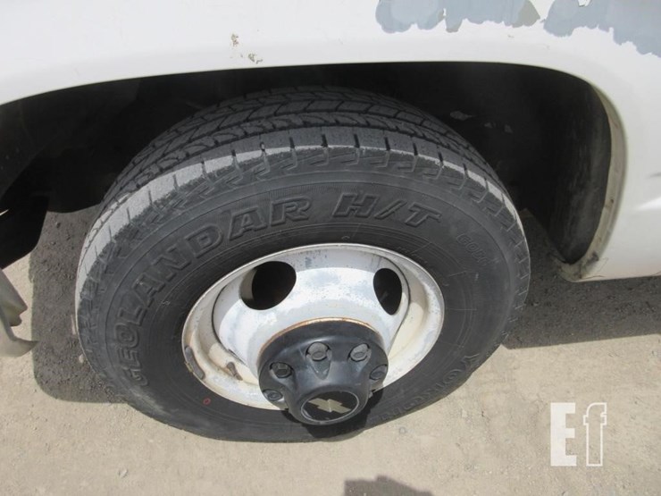 1999-chevrolet-3500-image-23