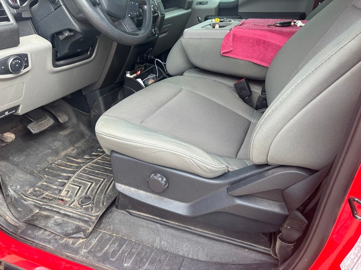 2022-ford-f250-image-44