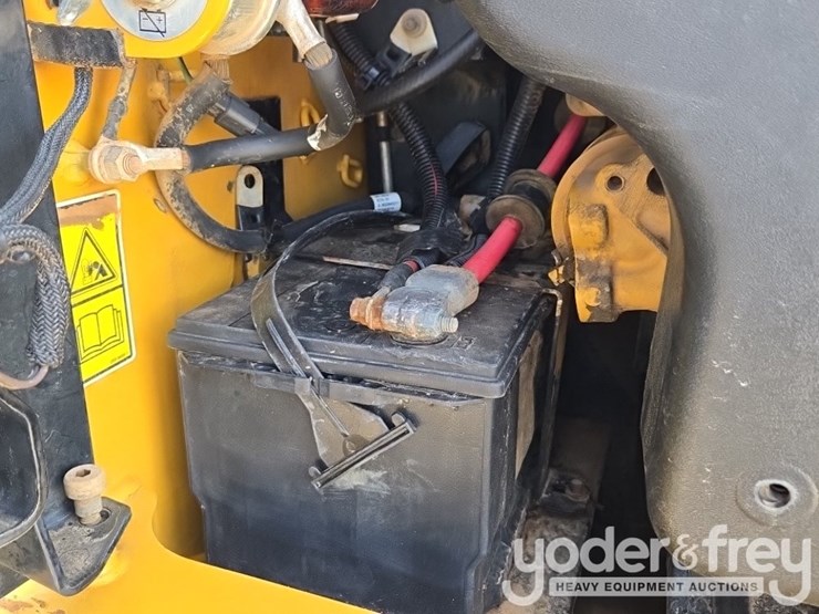 2019-caterpillar-289d-image-32