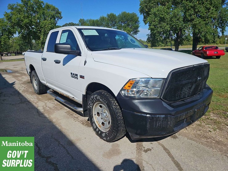 2015-dodge-1500-image-4