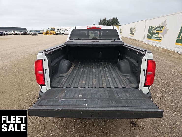 2018-chevrolet-colorado-image-15