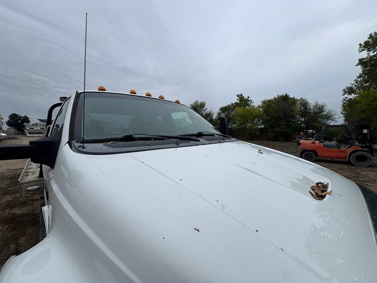 2015-ford-f650-image-40