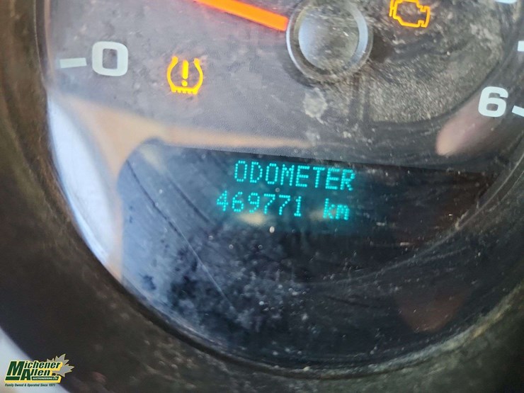 2012-chevrolet-silverado-1500-image-25