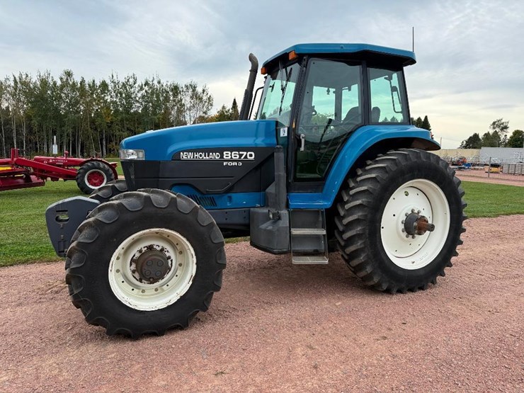 new-holland-8670-image-1