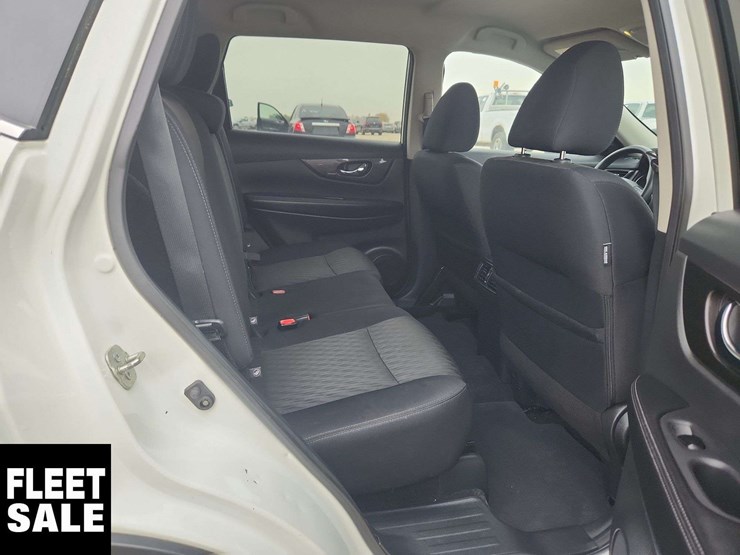 2019-nissan-rogue-image-19