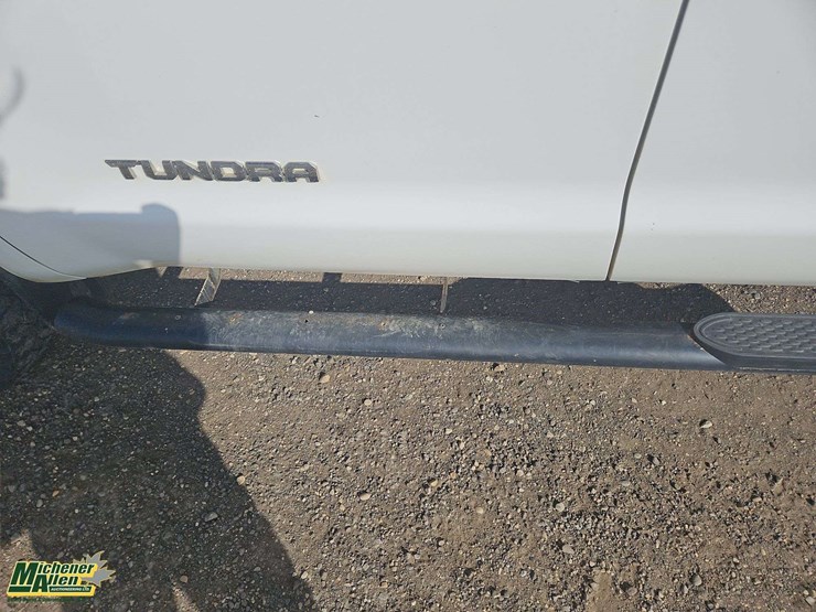 2019-toyota-tundra-image-33