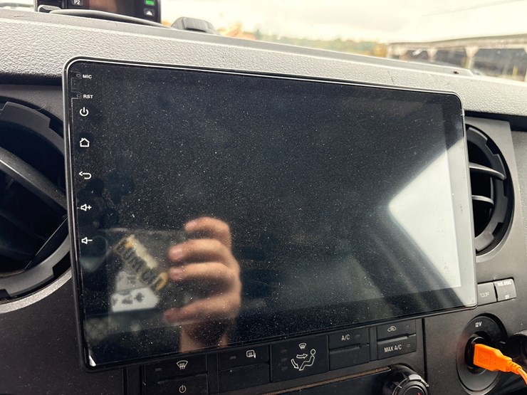 2015-ford-f550-image-64