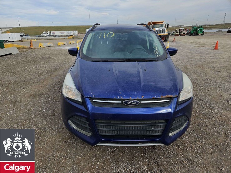 2015-ford-escape-se-image-8