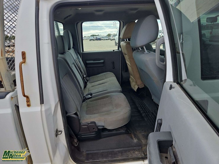 2011-ford-f250-image-16