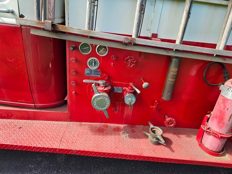 #2514-•-1947-gmc-ec-303-fire-truck-image-27
