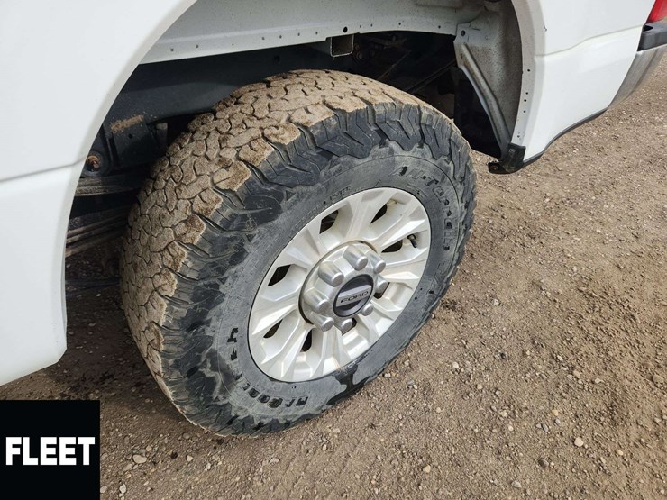2022-ford-f250-image-18