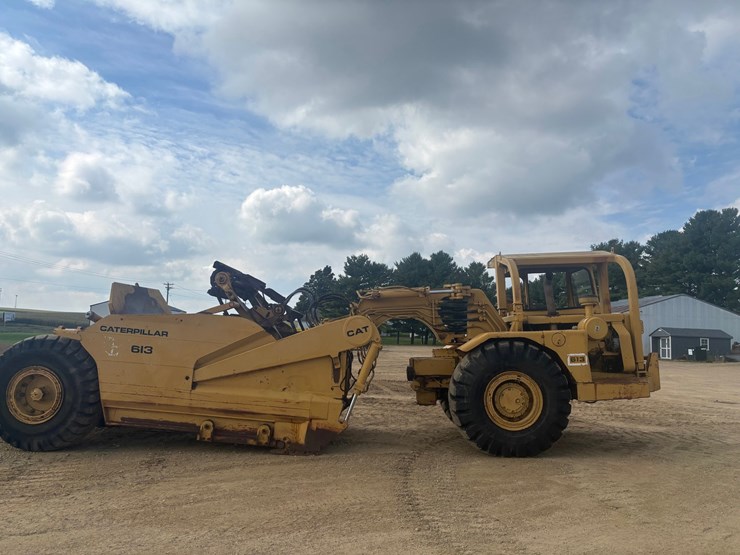 caterpillar-613-image-5