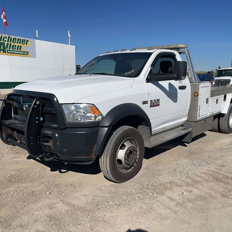 2016 Ram 5500 S/A Wheel Lift Tow Truck