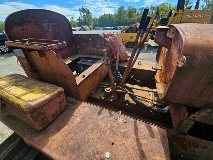 #2519-•-1939-mccormick-deering-td35-crawler-tractor-image-31