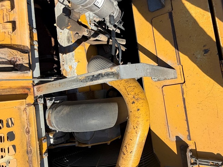 deere-450c-lc-image-36