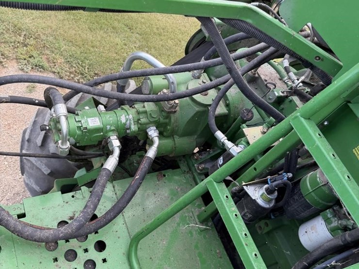 2009-john-deere-9770-sts-image-83