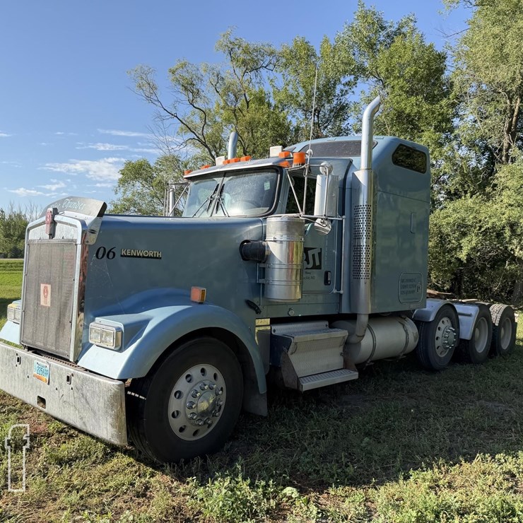 2006 KENWORTH W900