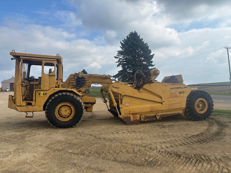 caterpillar-613-image-1