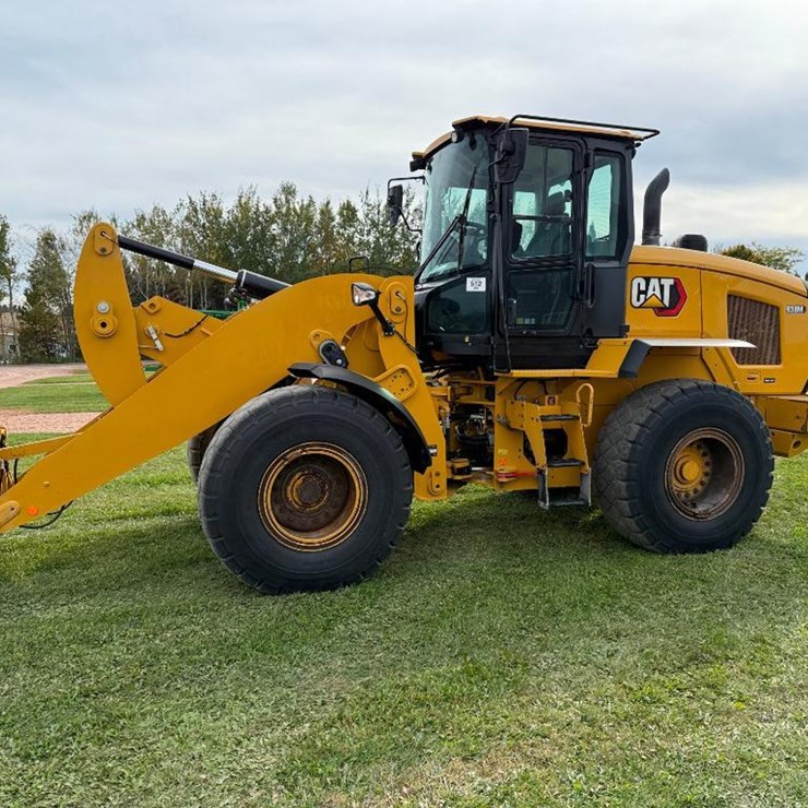 CATERPILLAR 938M