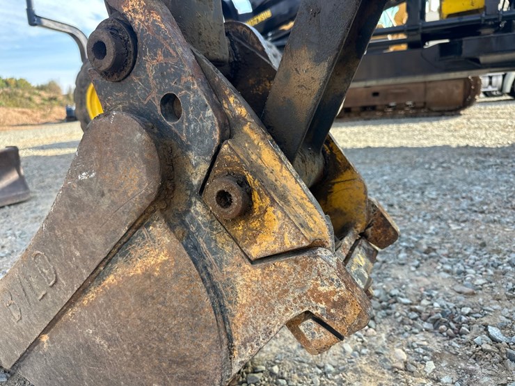 deere-50g-image-30
