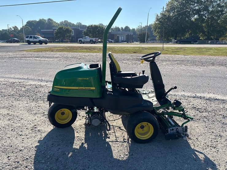 john-deere-2500e-image-6