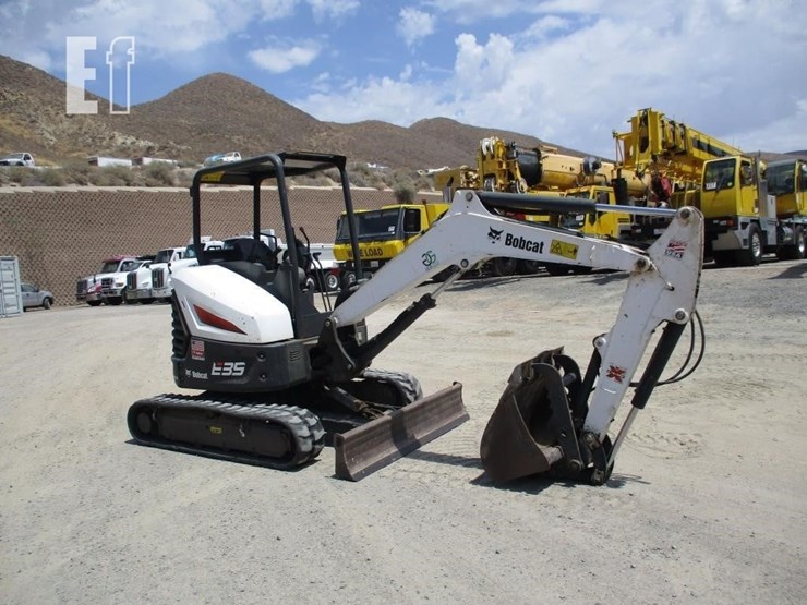 2020-bobcat-e35i-image-2