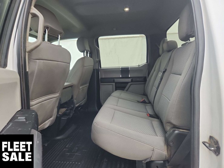 2021-ford-f250-image-14