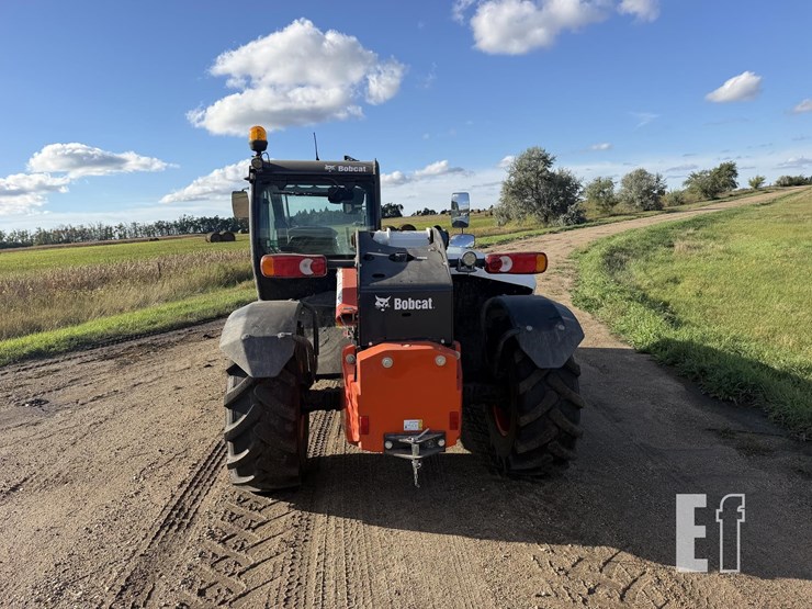 2025-bobcat-tl623-image-10