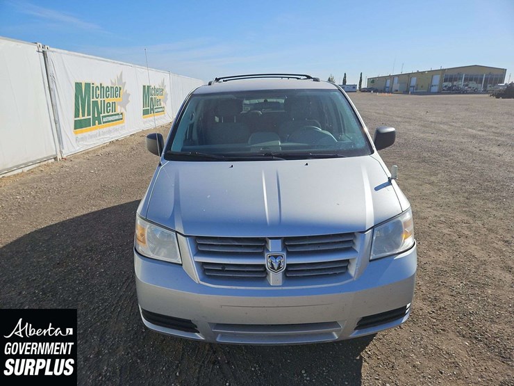 dodge-grand-caravan-image-8