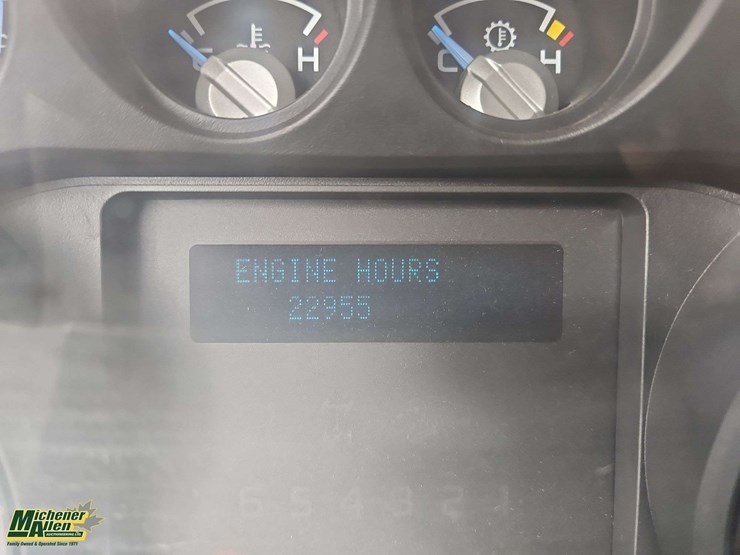 2011-ford-f350-image-24