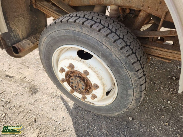 2013-ford-f350-image-10