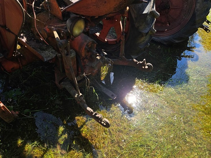 #2525-•-case-tractor-image-18