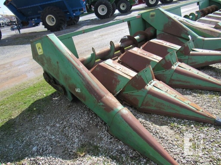 john-deere-443-image-1