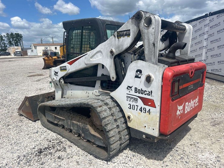 2020-bobcat-t770-image-4