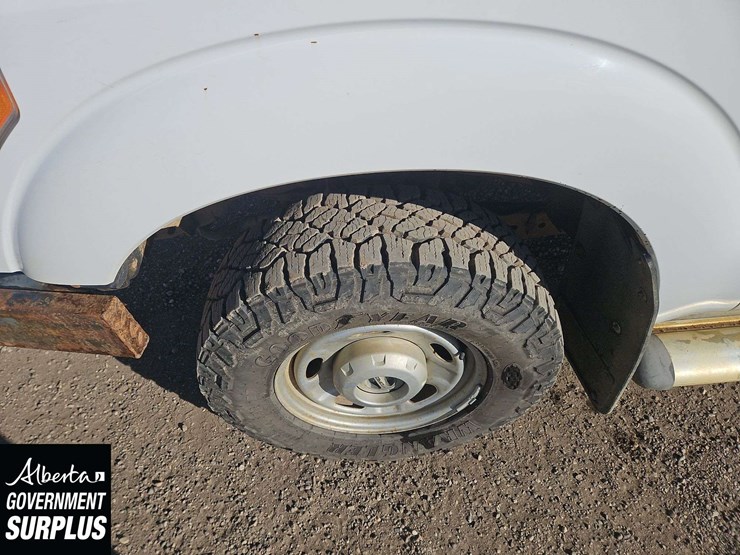 2011-ford-f350-image-9