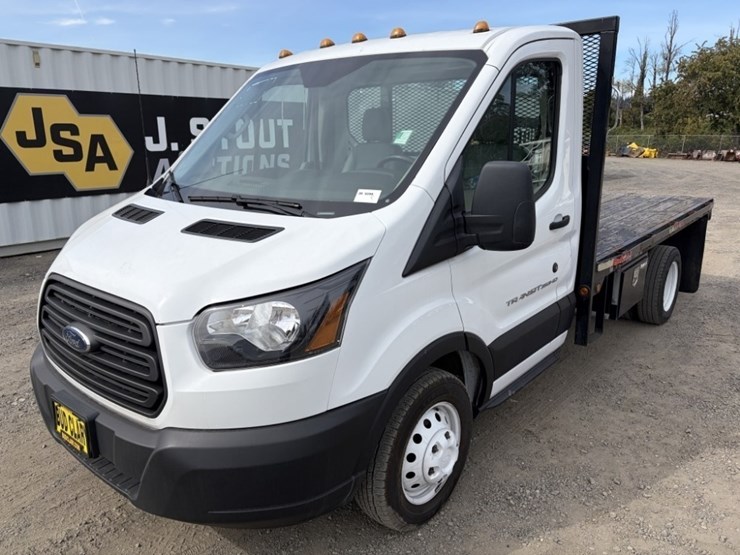2019-ford-transit-image-1