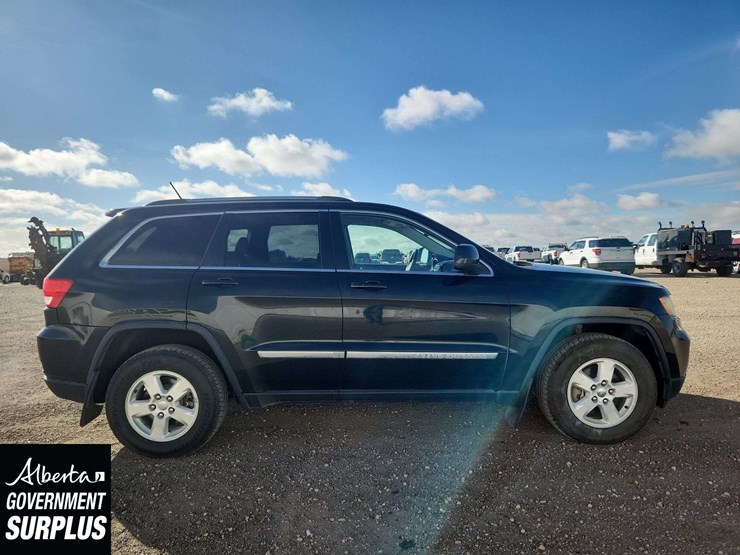 2013-jeep-grand-cherokee-image-7