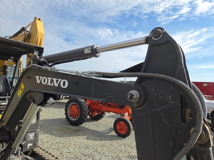 volvo-ec27d-image-17