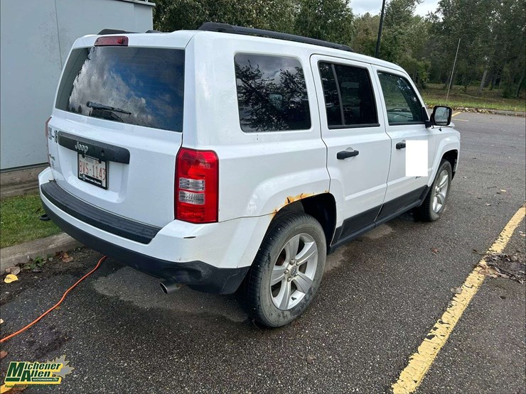2016-jeep-patriot-image-4