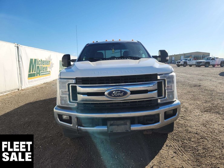 2019-ford-f350-image-8