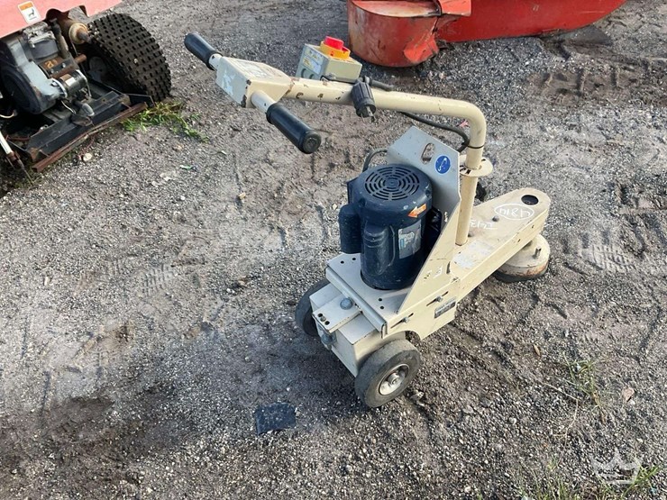 edco-tmc-7-2l-magna-trap-7in-electric-edge-grinder-image-4