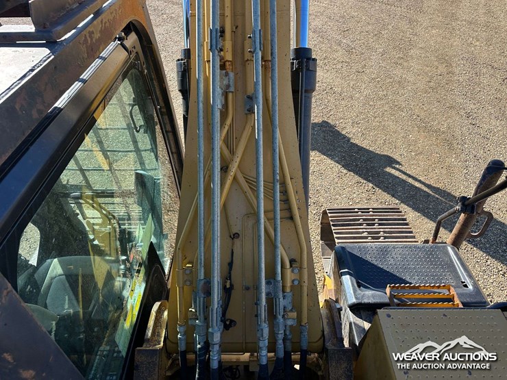 caterpillar-324e-image-73