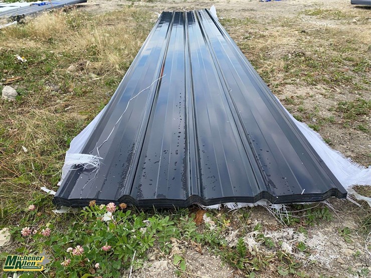 black-metal-siding-18ft-(approximately-50-pieces)-image-6