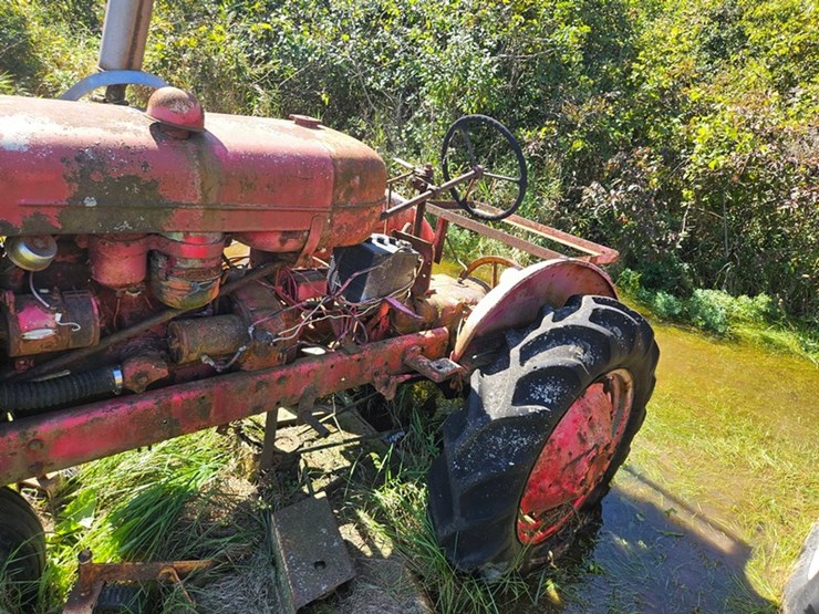 #2529-•-bf-avery-model-a-tractor-image-28