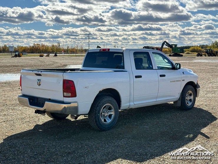 2012-dodge-ram-1500-image-3