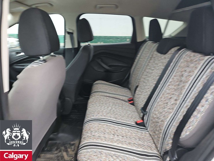 2017-ford-escape-se-image-14