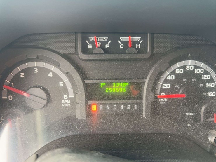2017-ford-e450-image-28